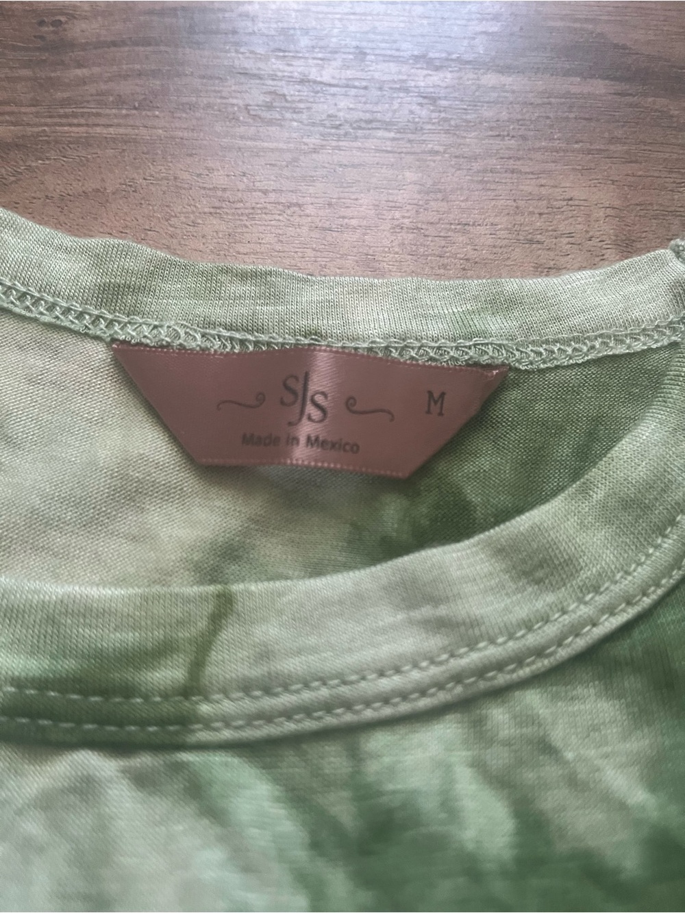 Green Tanktop - Picture 4 of 4